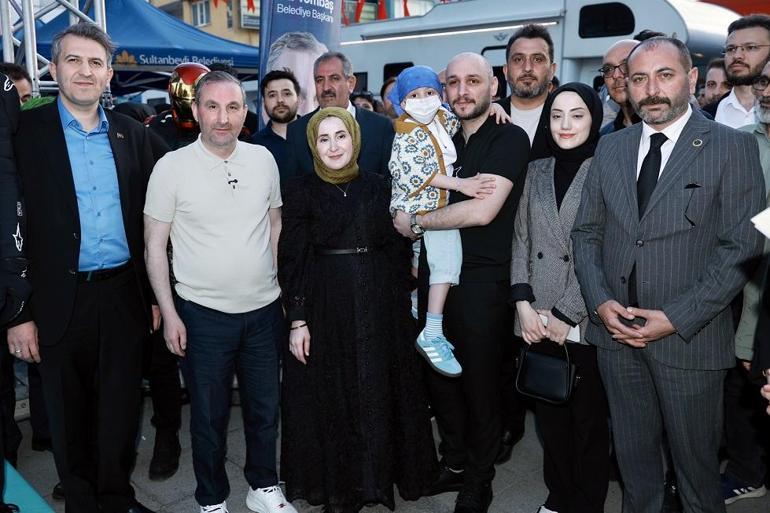 Sultanbeylide kanseri yenen Zeyd için gökyüzüne balon bırakıldı