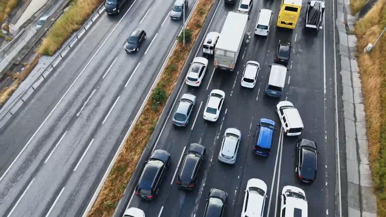 İstanbulda trafik yoğunluğu yüzde 85e ulaştı