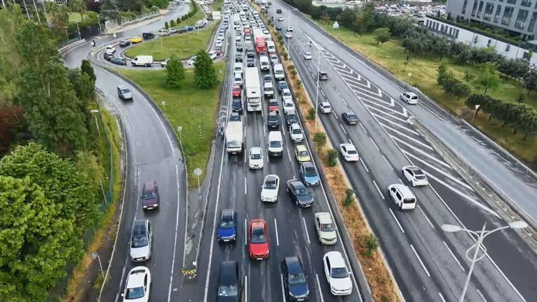 İstanbulda trafik yoğunluğu yüzde 85e ulaştı