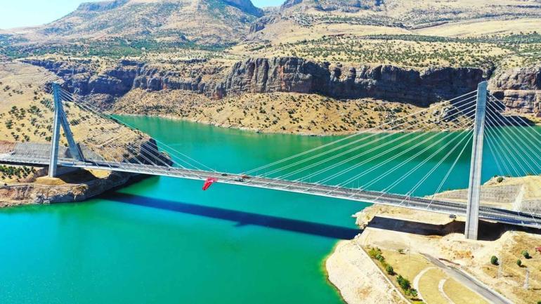 Bakan Uraloğlu: Nissibi Köprüsü ile zamandan ve akaryakıttan 5,9 milyar lira tasarruf sağlandı