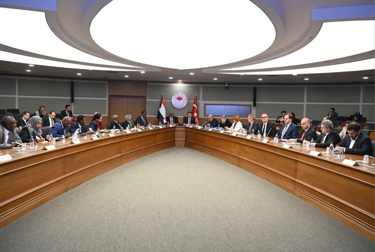 Bakan Yumaklı: Sudan ile ilişkilerimizi ilerletmeye büyük önem veriyoruz