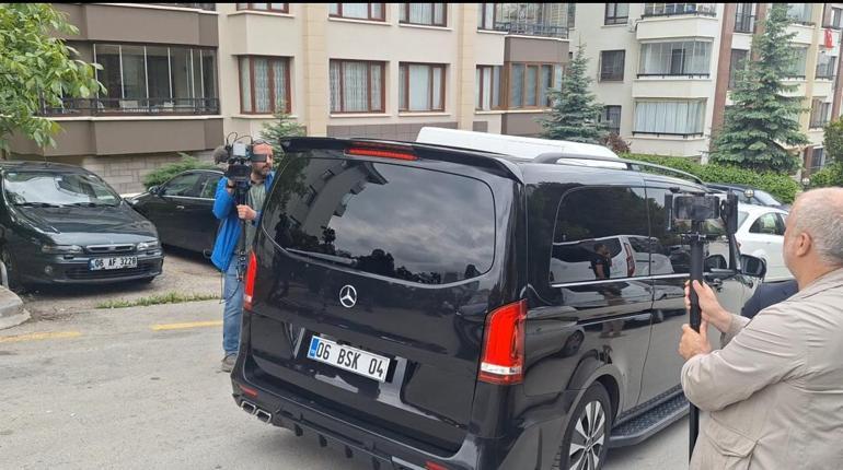 Kılıçdaroğlu, çalışma ofisine geçti