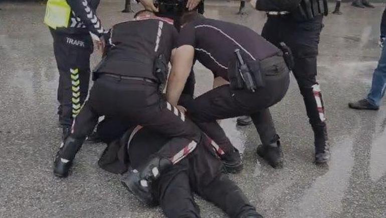 Saat Kulesi önünde bıçakla taşkınlık çıkaran şüpheli gözaltına alındı