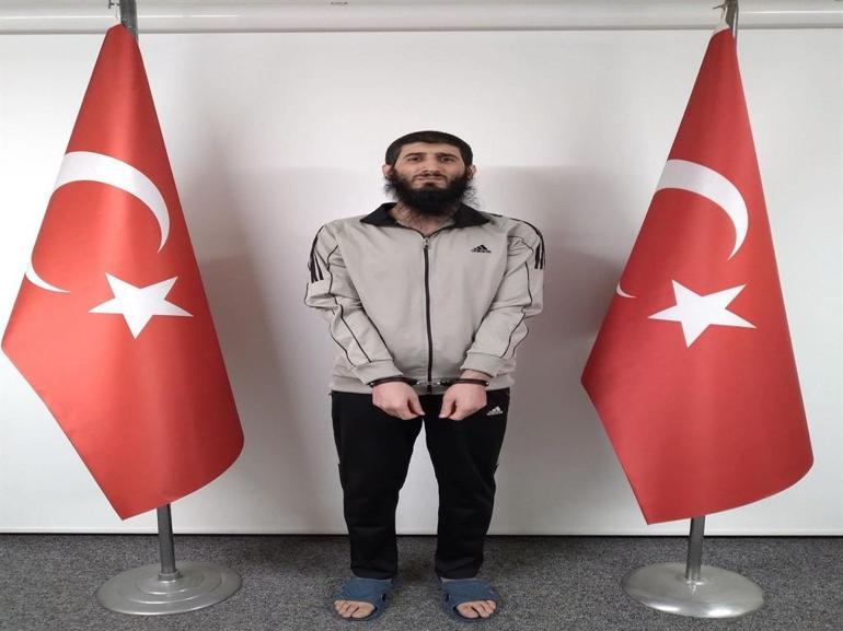 MİTten Suriyede operasyon; 10 DEAŞlı Türkiyeye getirildi