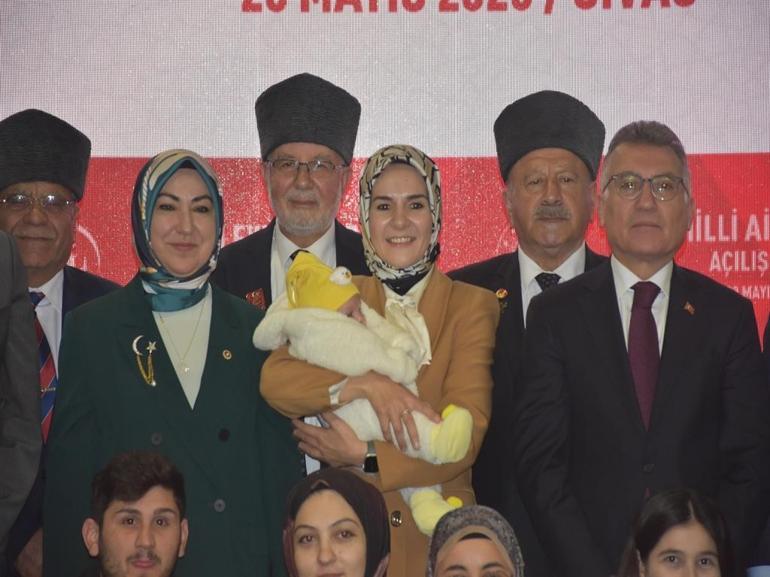 Bakan Göktaş: Aile kurumunun önemini sahada en güçlü biçimde anlatacağız