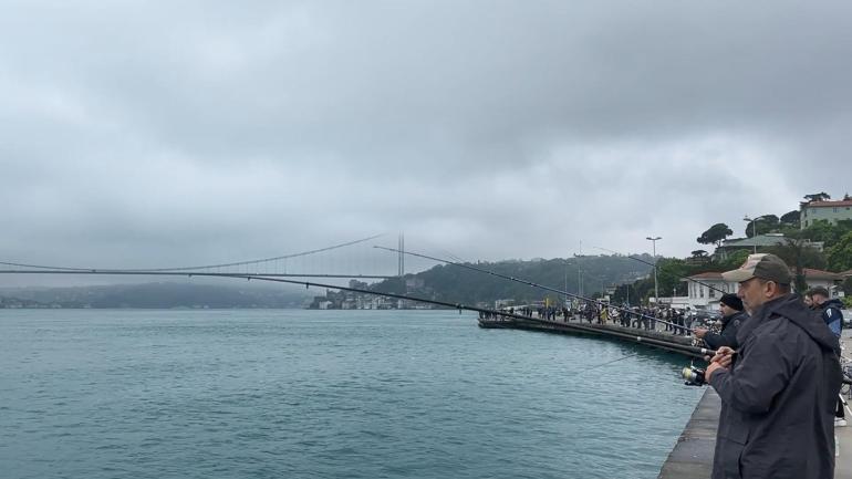 İstanbulda yağmur ve sis etkili oluyor
