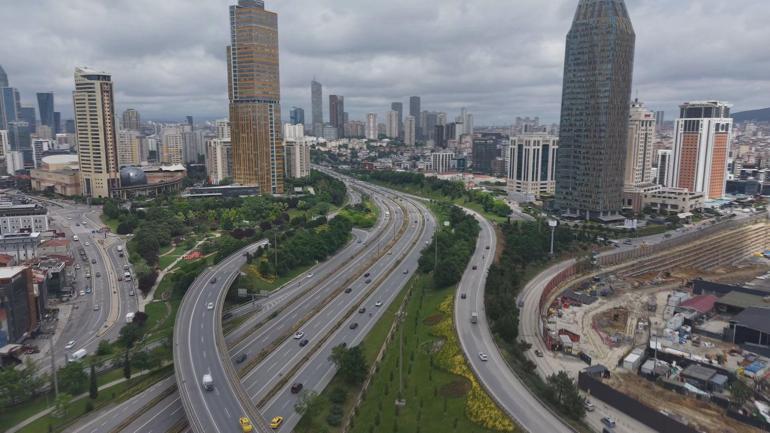 Kurban Bayramı öncesi İstanbulda yollar boş kaldı
