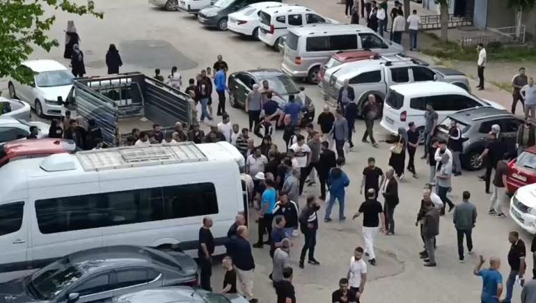 Diyarbakır’da akraba aileler arasında silahlı kavga: 1 ölü, 4 yaralı