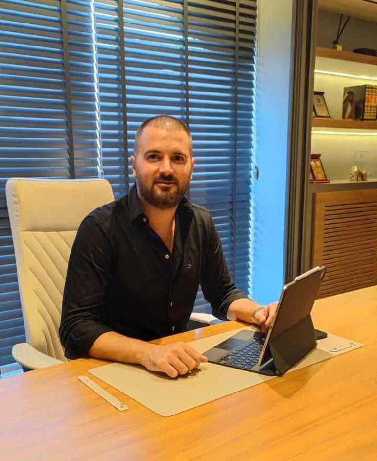 Lapieno Beach Wearın yaz koleksiyonunu İspanyol model Panakal, tanıttı
