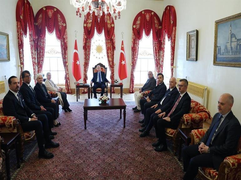 Cumhurbaşkanı Erdoğan, Adnan Menderes ve dava arkadaşlarının ailelerini kabul etti