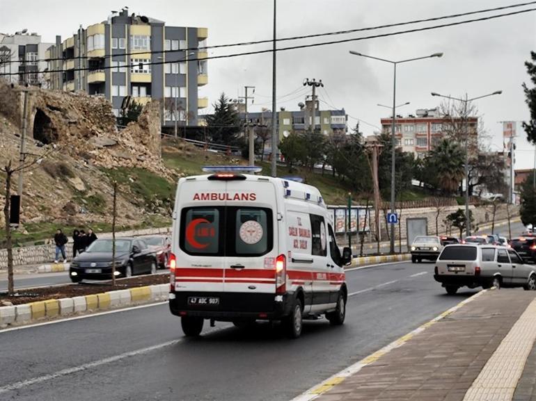 İki aile arasında silahlı, taşlı ve sopalı ‘yol verme’ kavgası: 2 ölü, 7 yaralı