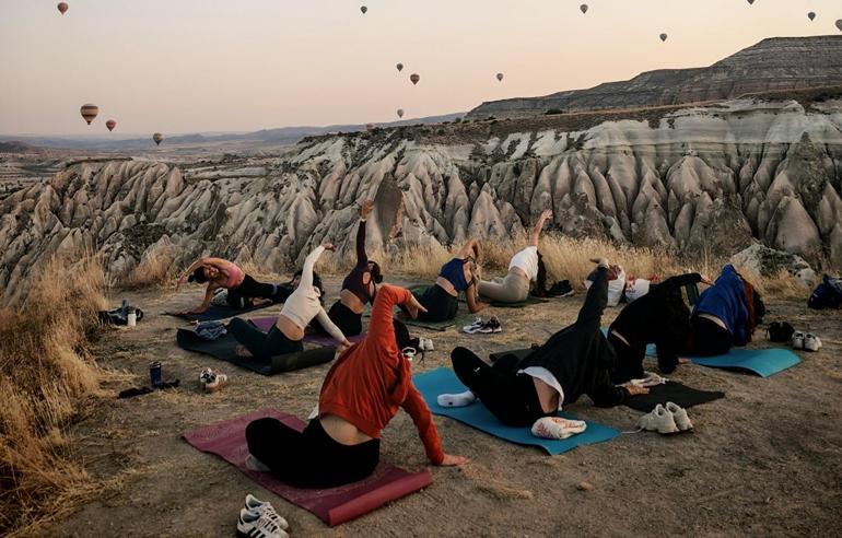 Kapadokya’da 3 gün sürecek yoga festivalinde geri sayım