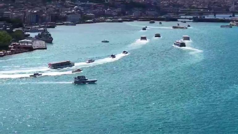 Fetih kutlamaları kapsamında Sarayburnundaki gemi korteji havadan görüntülendi