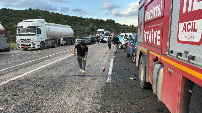 Adıyaman’da 2 otomobil çarpıştı; anne ve 2 çocuğu öldü, 4 kişi de yaralandı