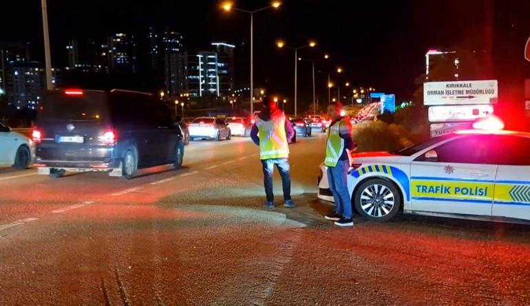 ‘Kilit Kavşak’ Kırıkkale’de bayram dönüş trafiği dron ile görüntülendi