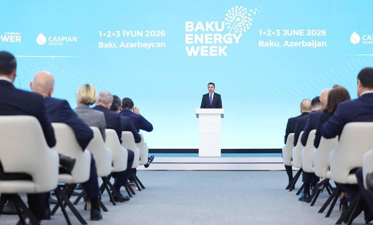 Bakü Enerji Haftası başladı: Türkiye ile Azerbaycan arasında 33 milyar metreküplük anlaşma