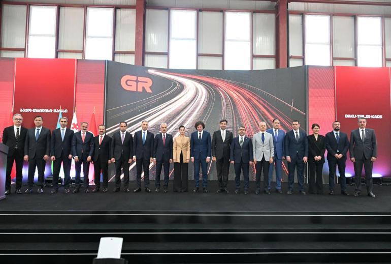 BTK Demir Yolu Hattının tam kapasite işletimi için resmi açılış töreni düzenlendi