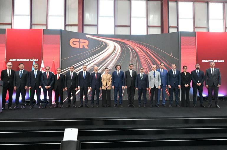 BTK Demir Yolu Hattının tam kapasite işletimi için resmi açılış töreni düzenlendi