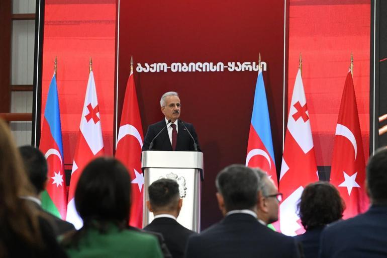 BTK Demir Yolu Hattının tam kapasite işletimi için resmi açılış töreni düzenlendi