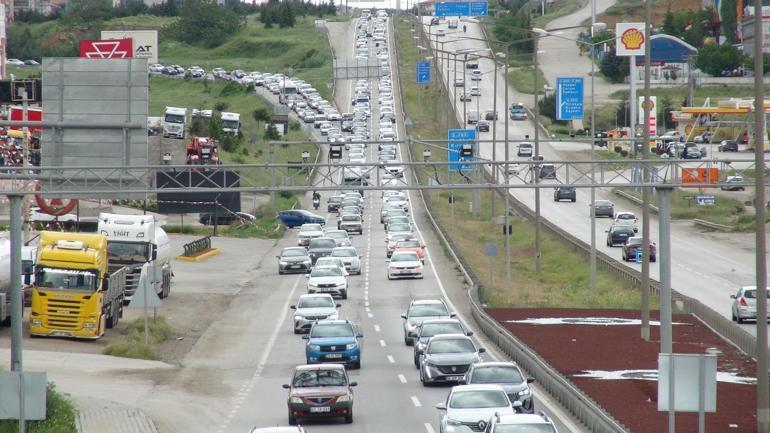 Kilit kavşak Kırıkkaleden bayram tatilinde 1,5 milyon araç geçti