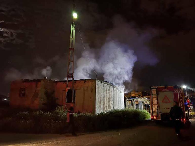 Kayseri’de metruk evde çıkan yangın söndürüldü
