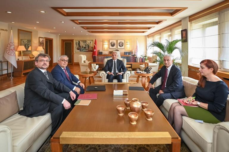 Bakan Ersoy, Rusya Büyükelçisi Verşinin’i kabul etti