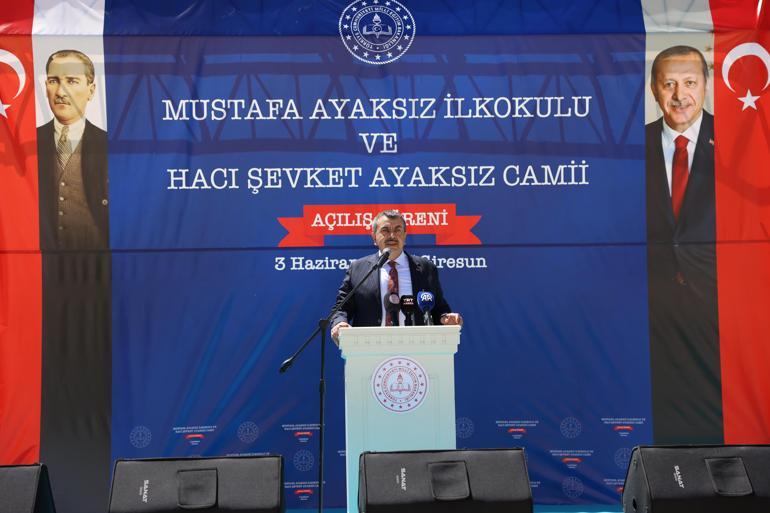 Bakan Tekin: Türkiyede eğitim öğretime yaptıklarımız devrim kabul ediliyor