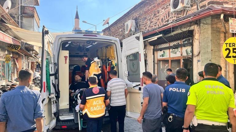 Manisa’da pompalı tüfekli saldırıda 2 kişi yaralandı; o anlar kamerada