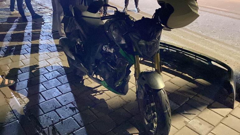 Kaza sonrası kaçan alkollü sürücü, otomobilinin düşen plakasından yakalandı