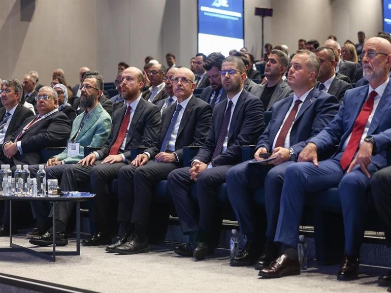 Bakan Şimşek: Türkiyeye gelin ve yatırım yapın