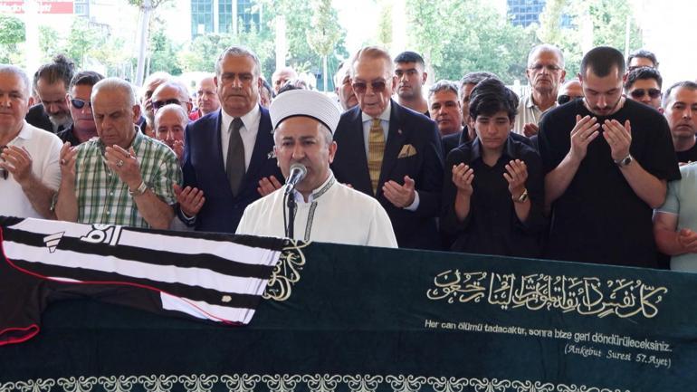 Gazeteci Reha Muhtar son yolculuğuna uğurlandı