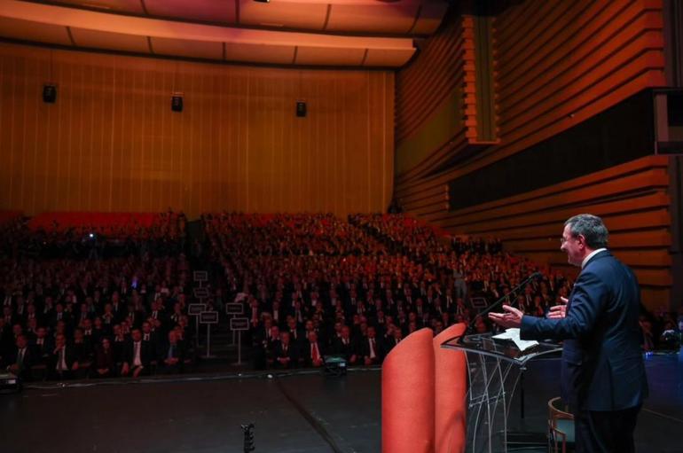 Cevdet Yılmaz: Hem güçlü, hem haklı olmak zorundayız