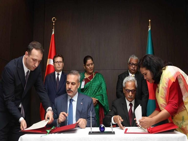 Dışişleri Bakanı Fidan, Bangladeşte