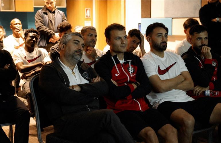 ARCA Çorum FKda Balçıktan futbolculara çocuklarının eğitimlerini karşılama sözü