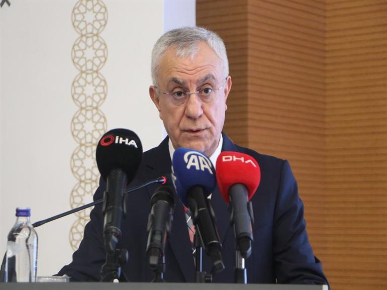 Cemil Çiçek: Yeteri kadar kaliteli kanun çıkaramıyoruz