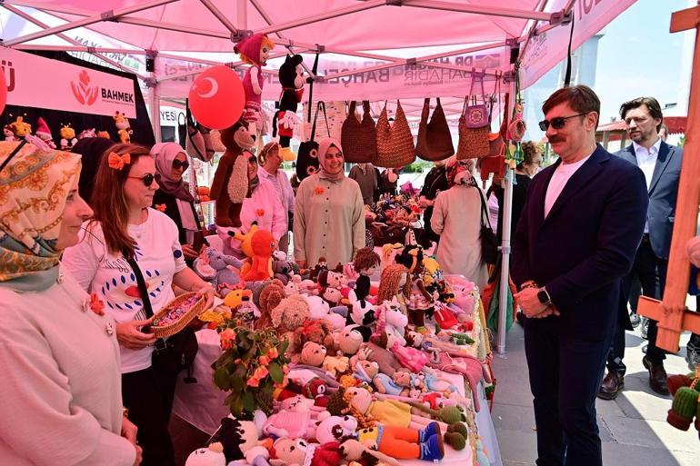Bahçelievler’de kadınların el emeği ürünlerinden sergi açıldı