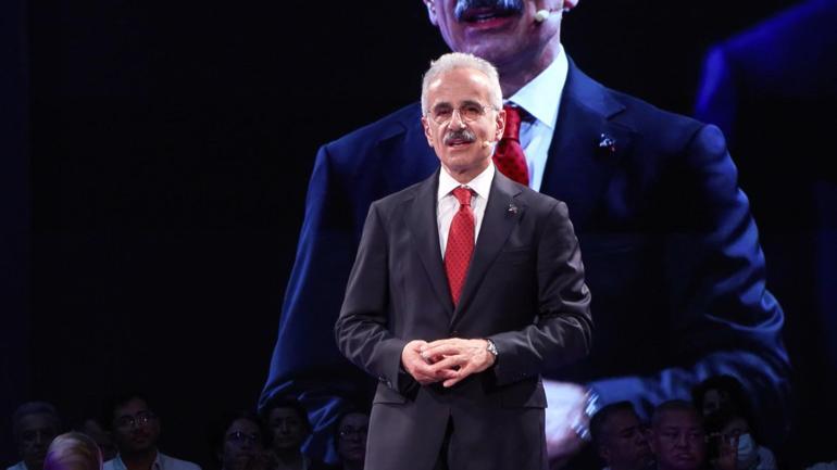 Bakan Uraloğlu: Demiryolu ağımızı 28 bin 500 kilometreye çıkarmayı hedefledik