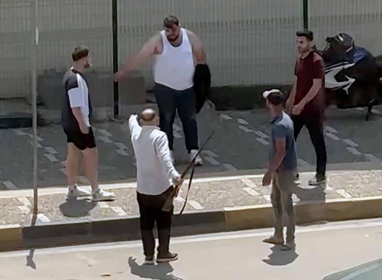 Cadde ortasındaki kavga, aile meselesinden çıkmış; taraflar tutuklandı