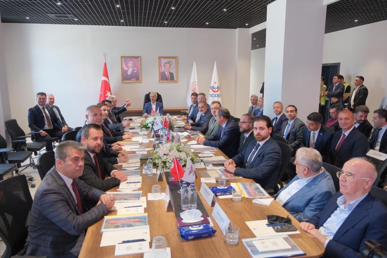 Bakan Uraloğlu: Halkalı-Kapıkule Hızlı Tren Hattını bu yıl bitmeden işletmeye almayı hedefliyoruz