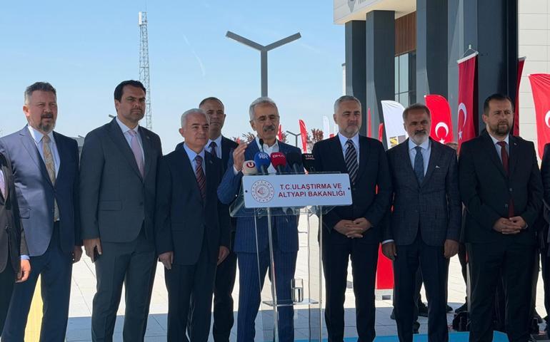 Bakan Uraloğlu: Halkalı-Kapıkule Hızlı Tren Hattını bu yıl bitmeden işletmeye almayı hedefliyoruz