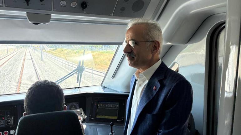 Bakan Uraloğlu: Halkalı-Kapıkule Hızlı Tren Hattını bu yıl bitmeden işletmeye almayı hedefliyoruz