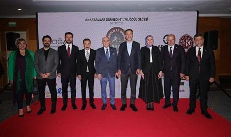 Bakan Bayraktar: Türkiye ve dünyada petrol ve doğal gaz arayarak enerjideki bağımsızlık hikayesini yazacağız