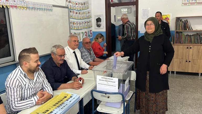 Nevşehir’in Mustafapaşa beldesinde oy kullanma işlemi başladı