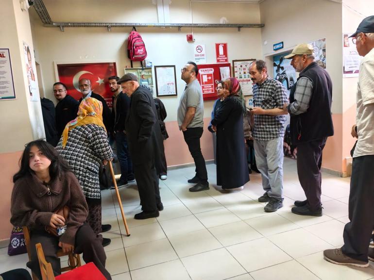 Gümüşhane’nin Tekke beldesinde 2 bin 969 seçmen sandık başında
