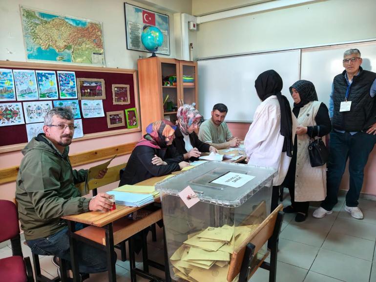 Gümüşhane’nin Tekke beldesinde 2 bin 969 seçmen sandık başında