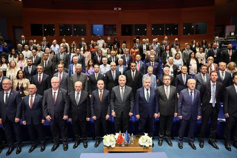 Bakan Bolat: İncelenen e-ithalat ürünlerinin içinde yüzde 81 oranında güvensiz ürünler tespit edildi