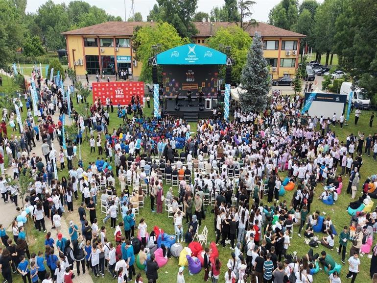 Bilal Erdoğan: Çocuklar dijital bağımlılığın esiri olmak zorunda değil
