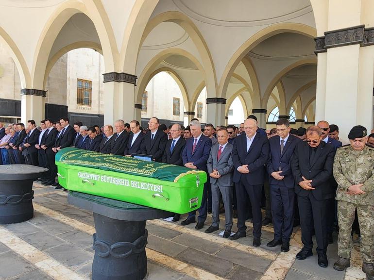 Bakan Bolat: Önceliğimiz Suriye halkının selameti oldu