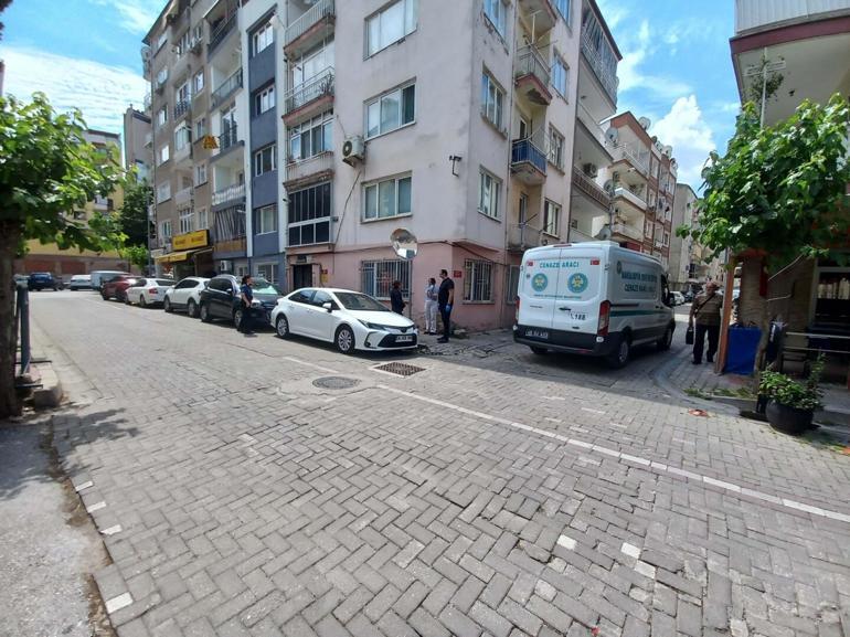 Manisada kötü koku harekete geçirdi; modacı evinde ölü bulundu