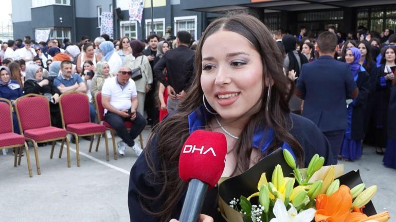 Sultangazi Belediyesi geleneksel mezuniyet törenlerini sürdürüyor